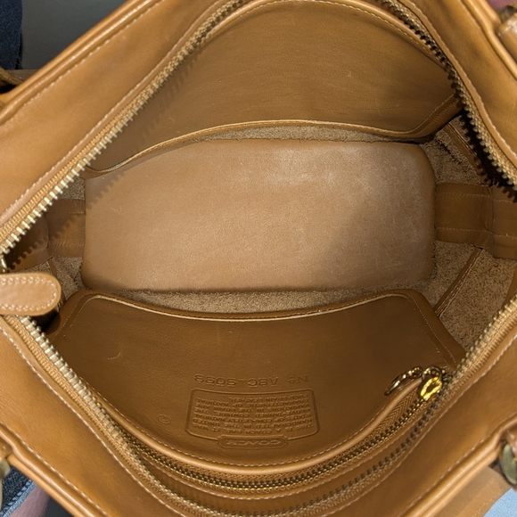 Vintage Coach Tribeca Shopper Tote Bag Tan Glove-Tanned Leather Authentic 9098 - Picture 14 of 16